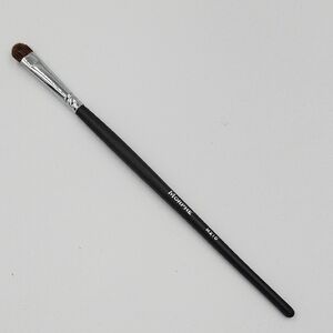 Morphe Black Eyeshadow Shader Brush M210